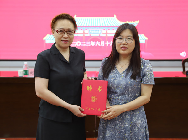 照片2_副本.jpg 照片2_副本.jpg