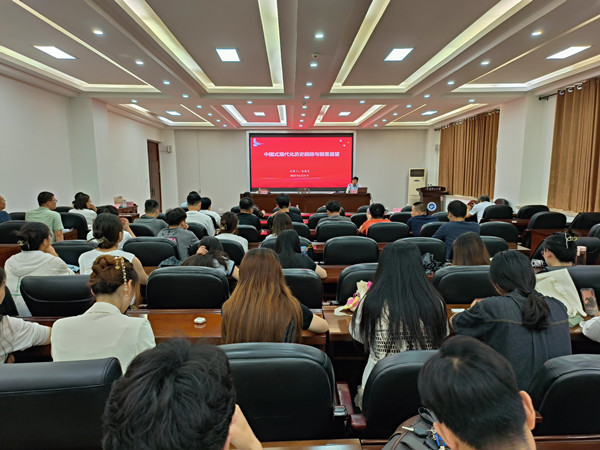 照片4_副本.jpg 照片4_副本.jpg