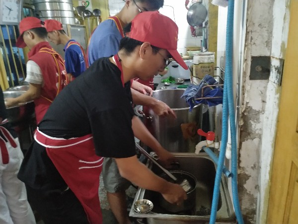 晨曦队“爱心早餐” 高龙康 (3)_副本.jpg