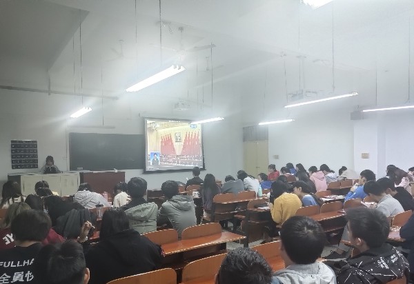 政治理论学习 观看视频_副本.jpg