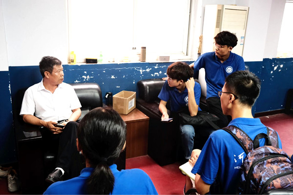 2019年7月17日焦作市农业农村局 科长解惑 吴斌摄_副本.jpg