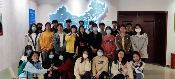 培养优良学风 争做勤学模范_副本.jpg