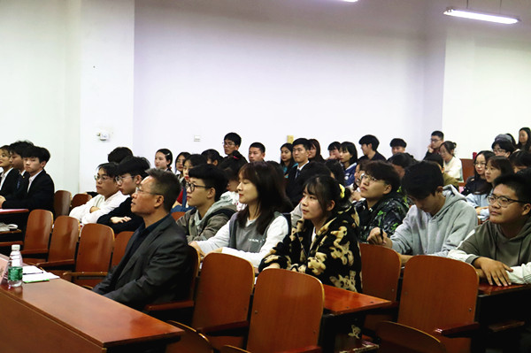 41811afb07d6cd_副本.jpg
