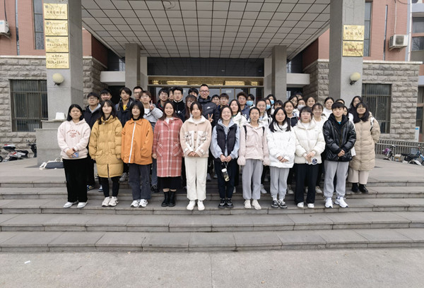 21级工商学院寒假新生管理会议_副本.jpg