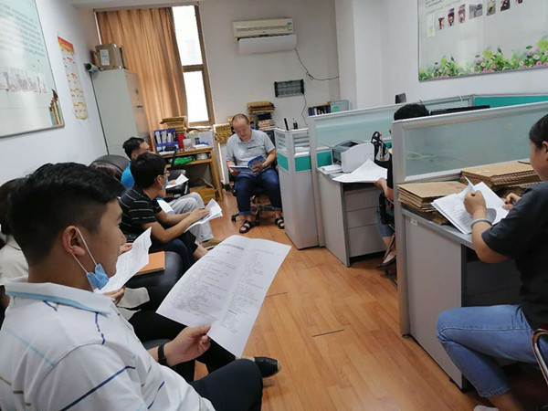 营销系党日活动 6.30_副本.jpg