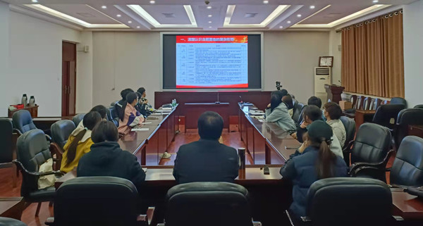 工商实验2001班开展 携手共创优良学风 学风建设主题班会_副本.jpg